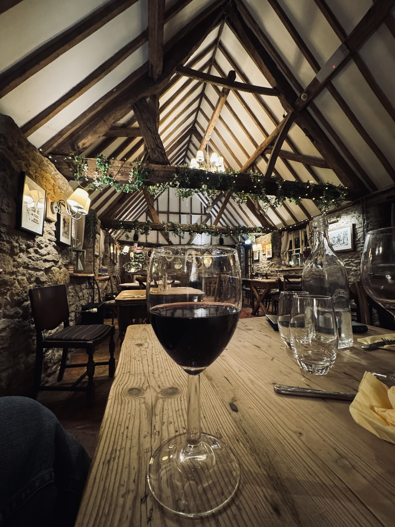 The Talkhouse: Thank God This Pub Still Exists
