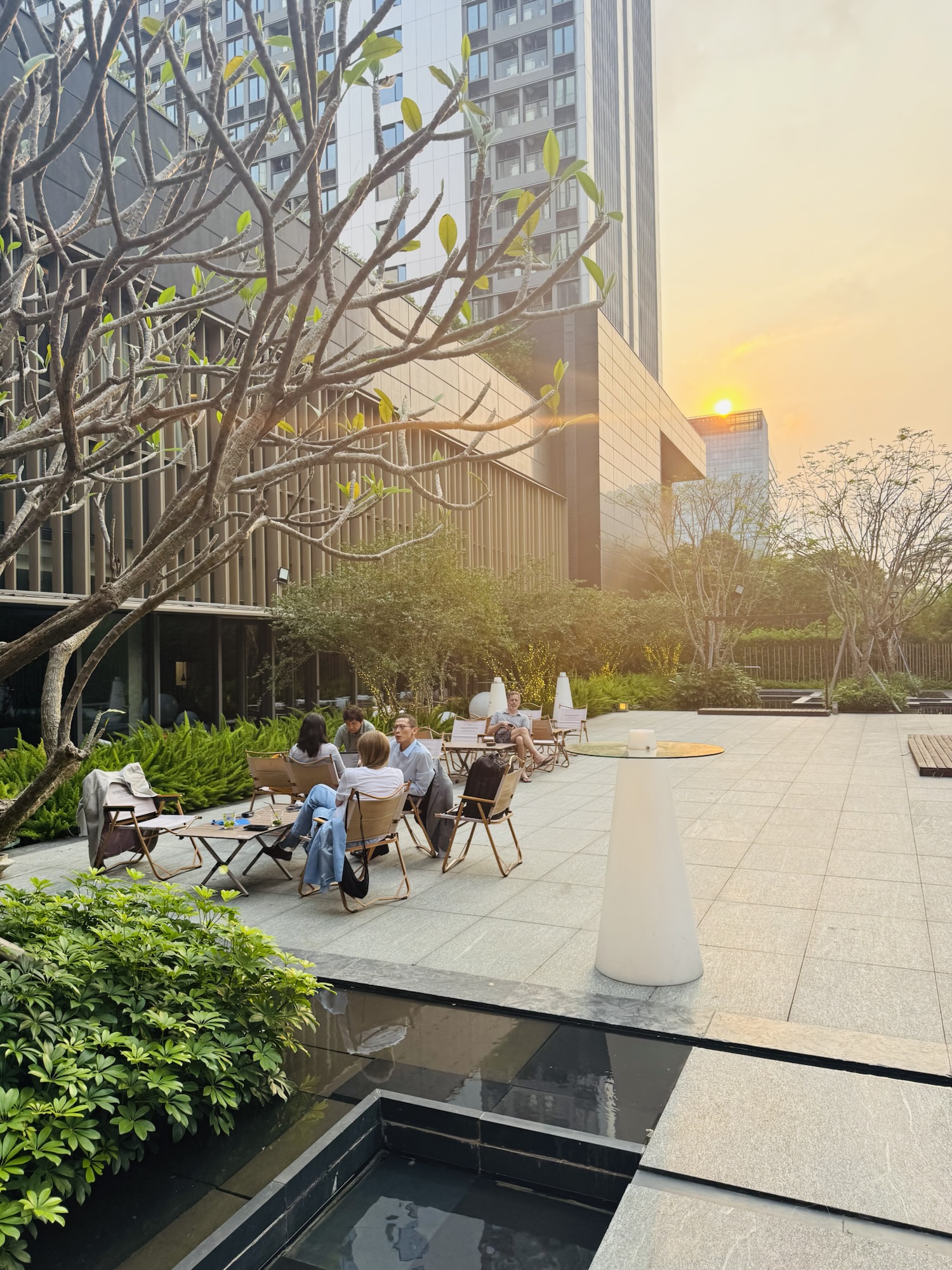 Intercontinental Shenzhen: Calm, Coffee and Clever Toilets in Shenzhen